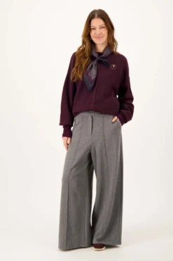 basic vestje met broche lange mouw