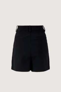 bermuda met fancy tape aan binnenkant