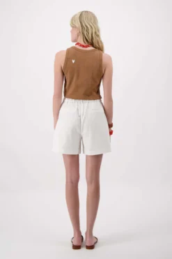 bermuda met fancy tape aan binnenkant