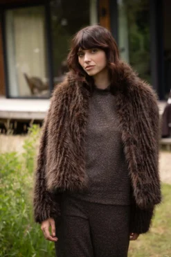 fake fur jasje met panterprint