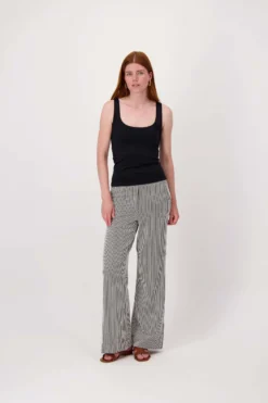 gestreepte broek met structuur