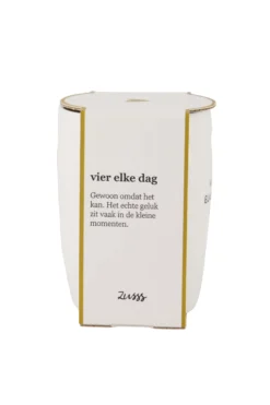 koffiemok vier elke dag