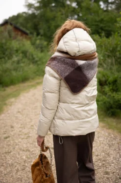 korte bubblecoat met teddy details