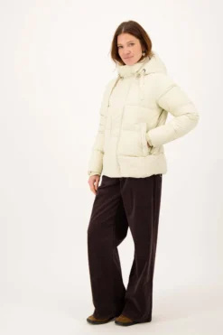 korte bubblecoat met teddy details