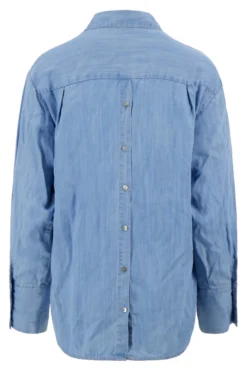 lange denim blouse