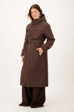 lange padded jas met riem