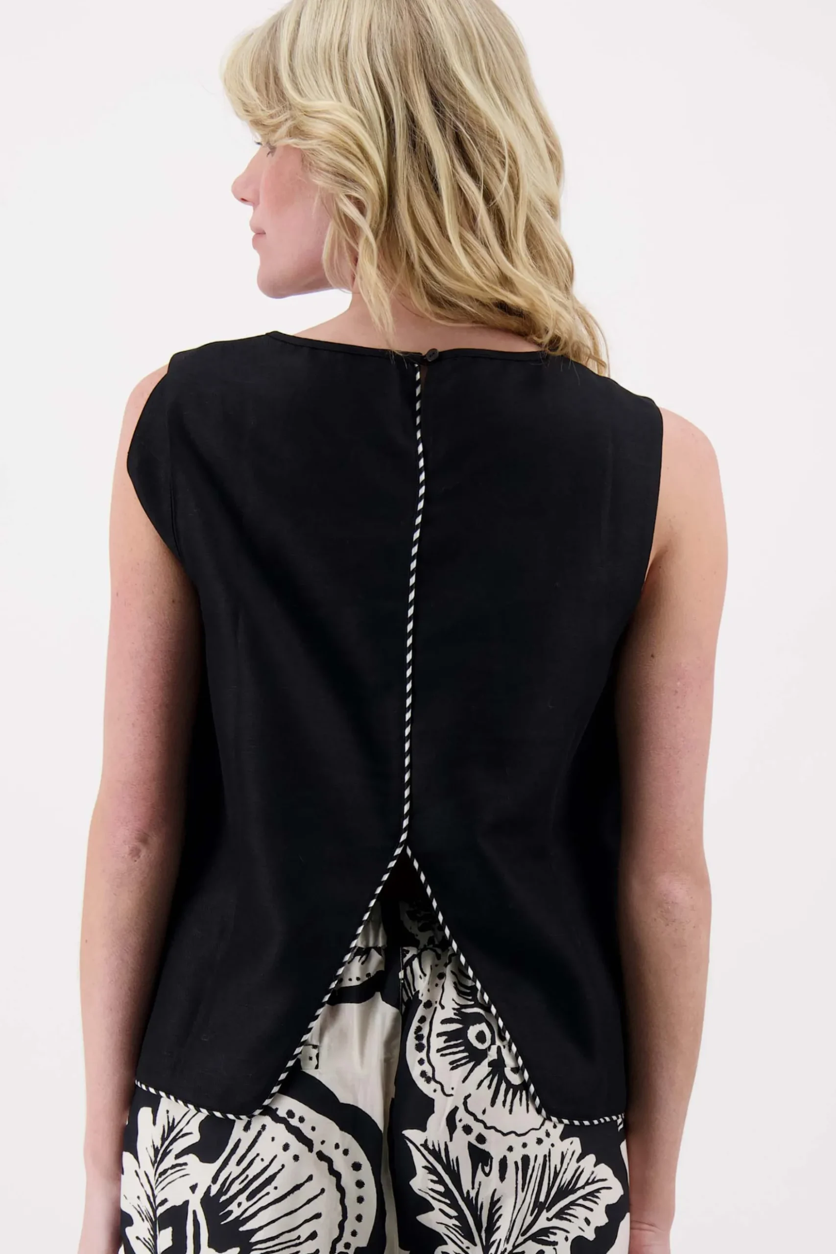 linnen top mouwloos met details tapes