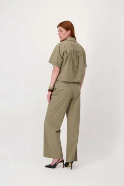 poplin broek wijd model