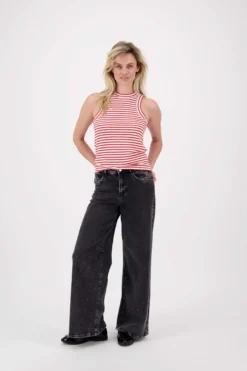 singlet met streep in structuur materiaal