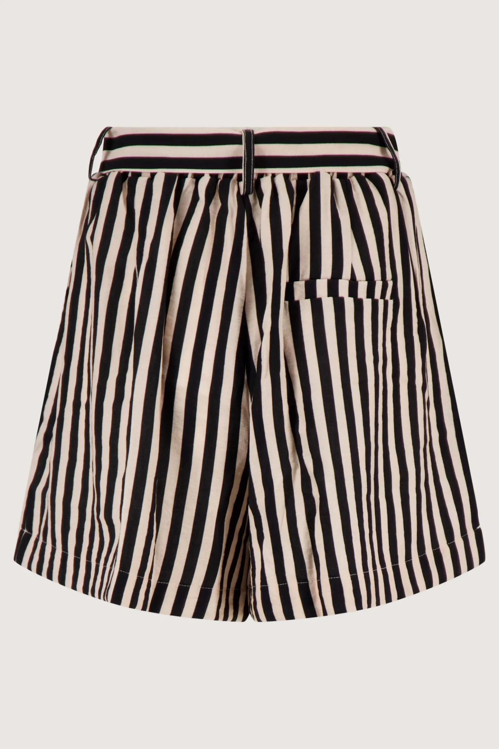 streep short met riem