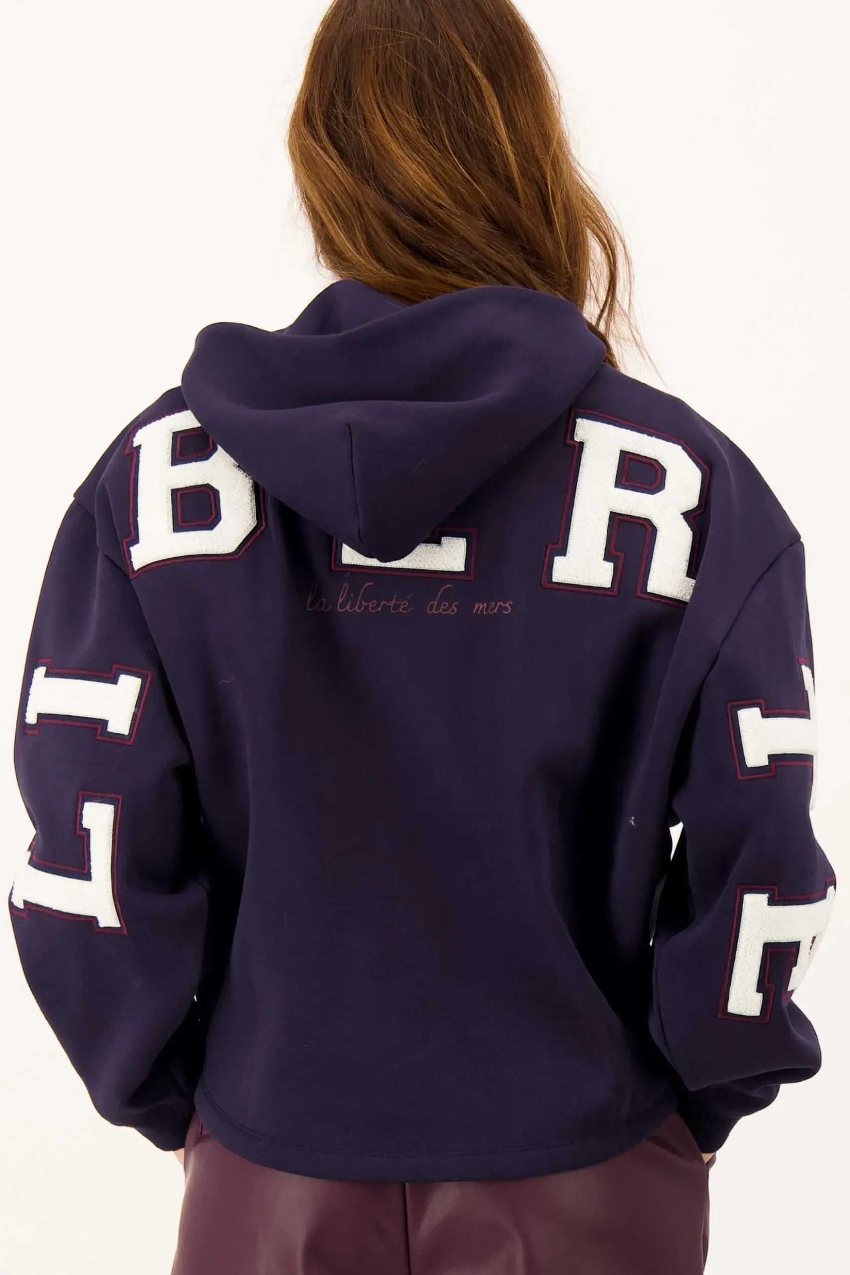 sweater met capuchon