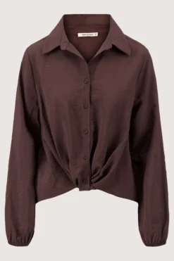 vastgestikte overslag blouse
